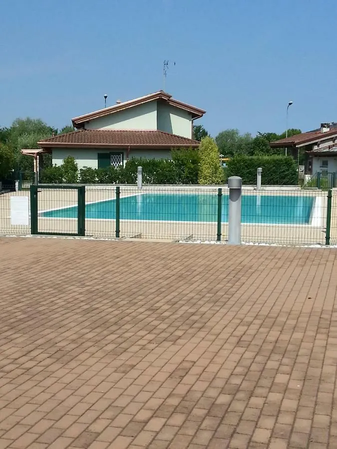 Peschiera Appartamenti Vacanze contacts