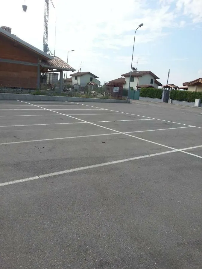 Apartment Peschiera Appartamenti Vacanze Peschiera del Garda Italy